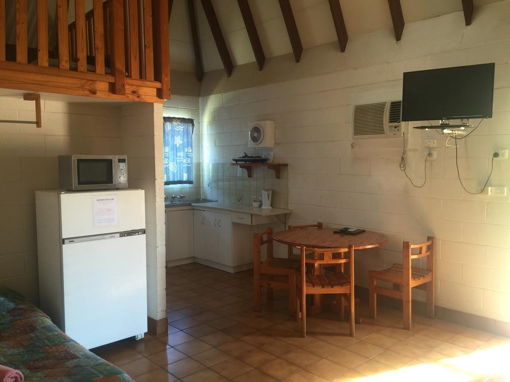Carnarvon Caravan Park Kamer foto