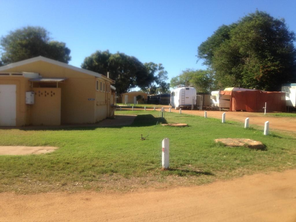 Carnarvon Caravan Park Buitenkant foto